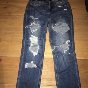 Ripped Aeropostale boyfriend jeans